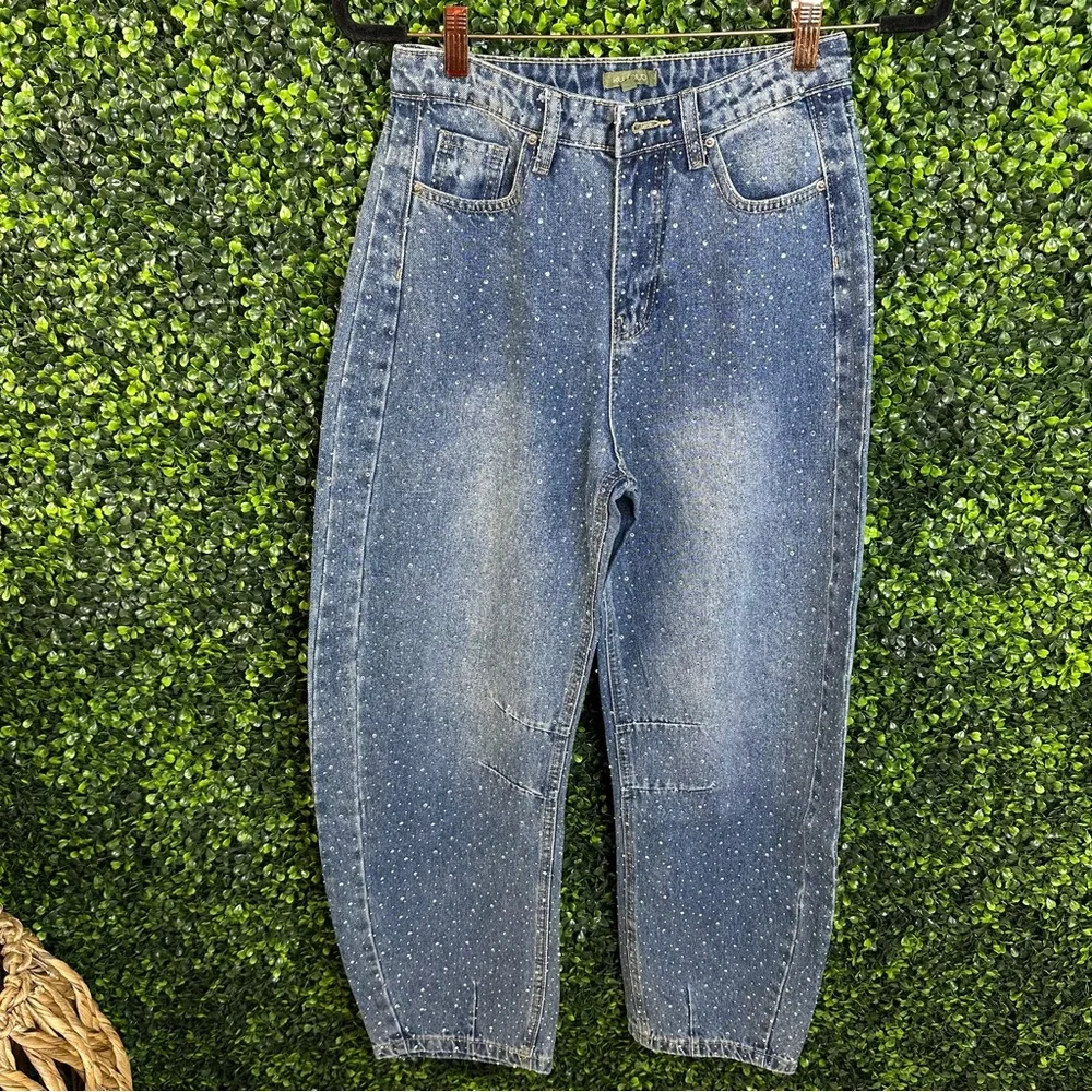 Nwt boutique rhinestones‎ Blue Denim barrel  jeans